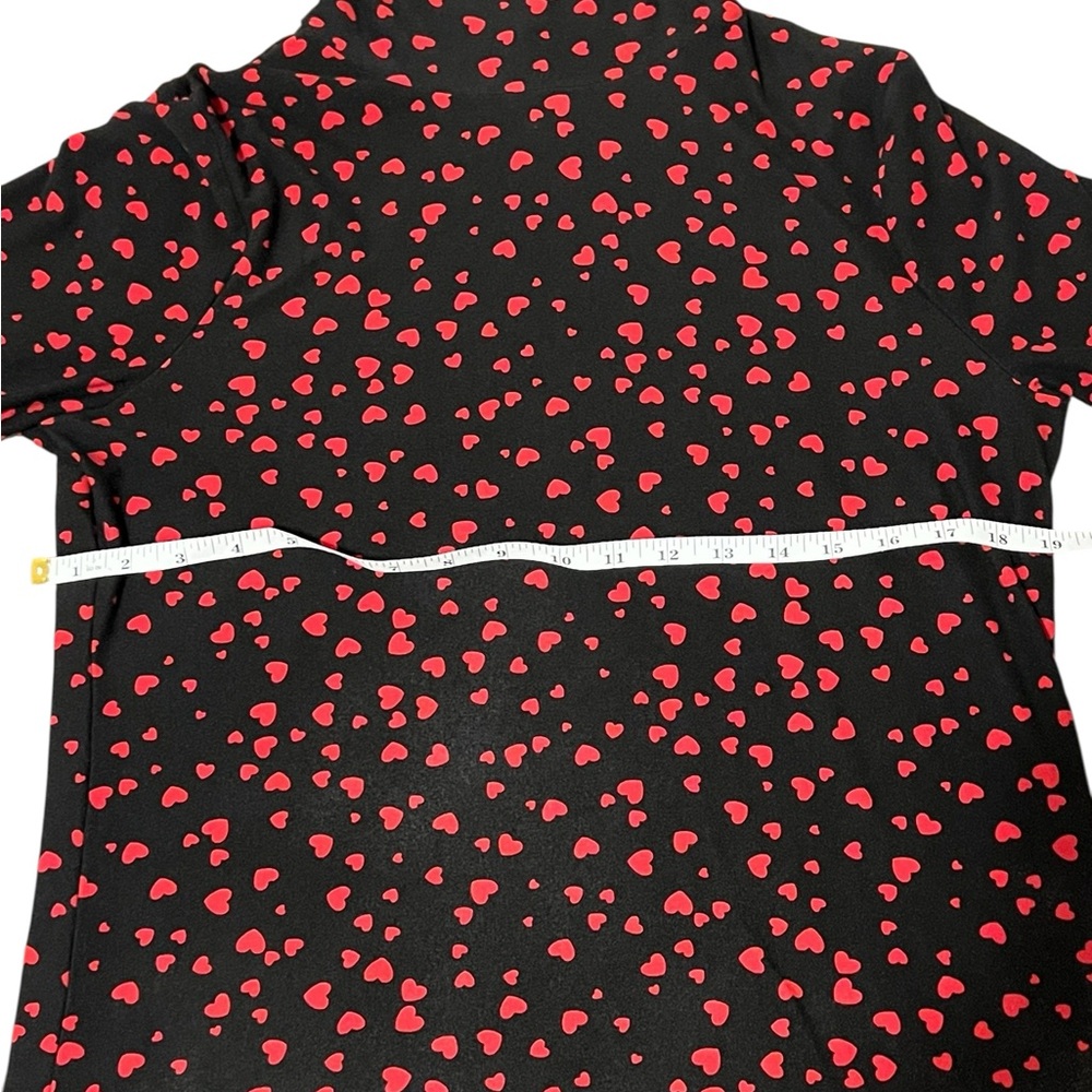 Elegant Black and Red Polka Dot Turtleneck Blouse - Picture 5 of 9